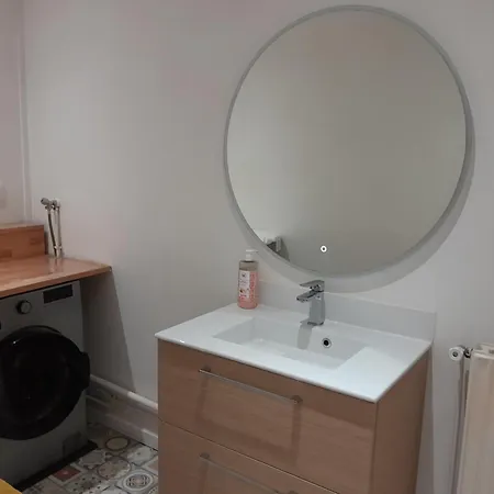 La Venus De Renancourt Face Au Zenith *